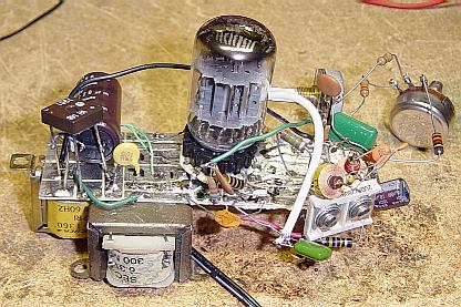 Back view of 1-tube radio