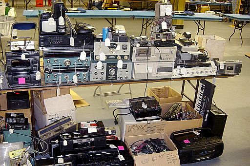 2003 Hamfest JUNQUE table